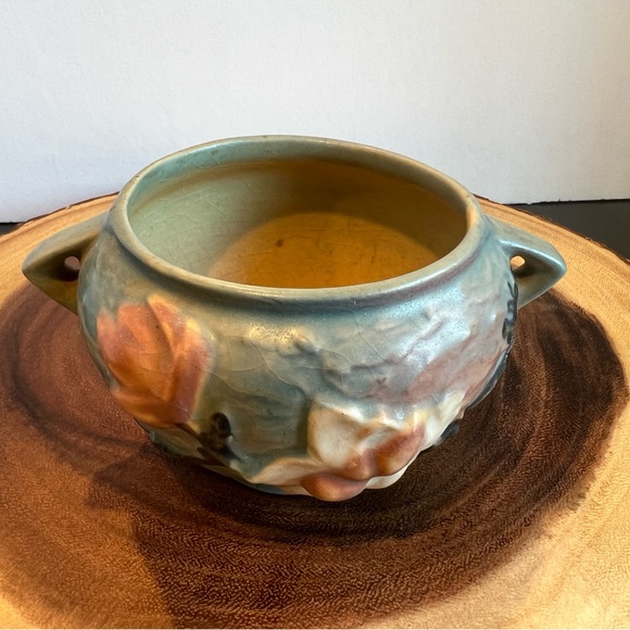 Magnolia Roseville Jardinier Pot - Picture 4 of 10